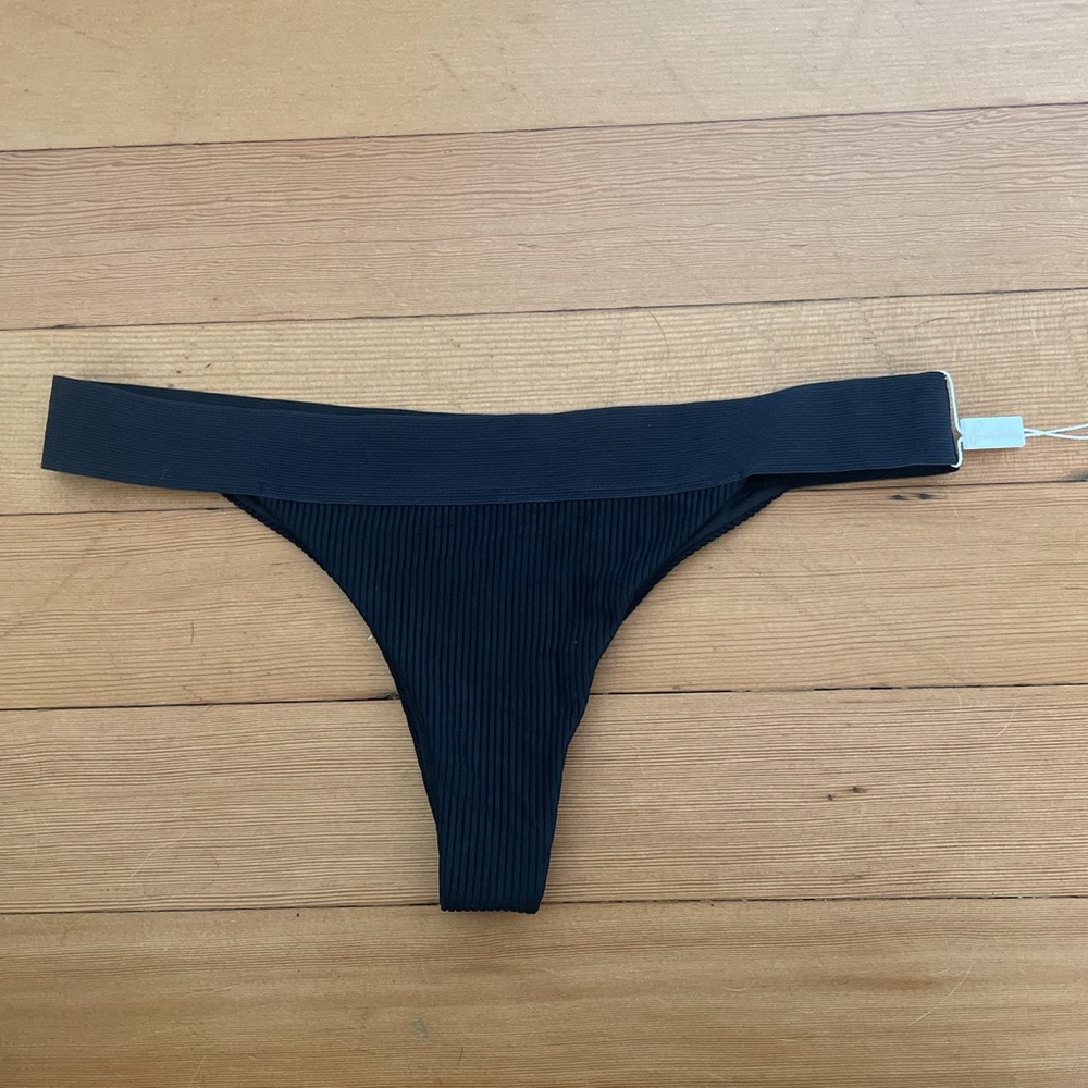 Frankie’s Bikini Ribbed Black Bottom (Thong)
